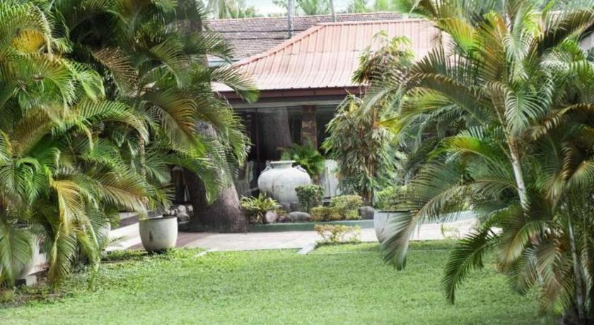 Full Moon Garden Hotel Negombo Bagian luar foto